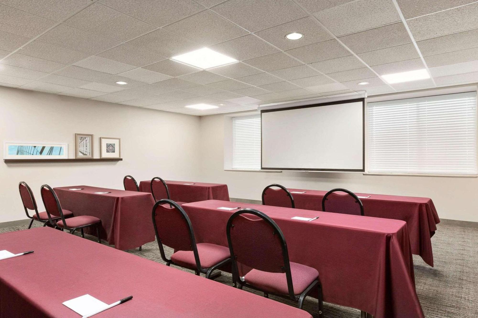 Country Inn & Suites By Radisson, Fort Worth West L-30 Nas Jrb Extérieur photo