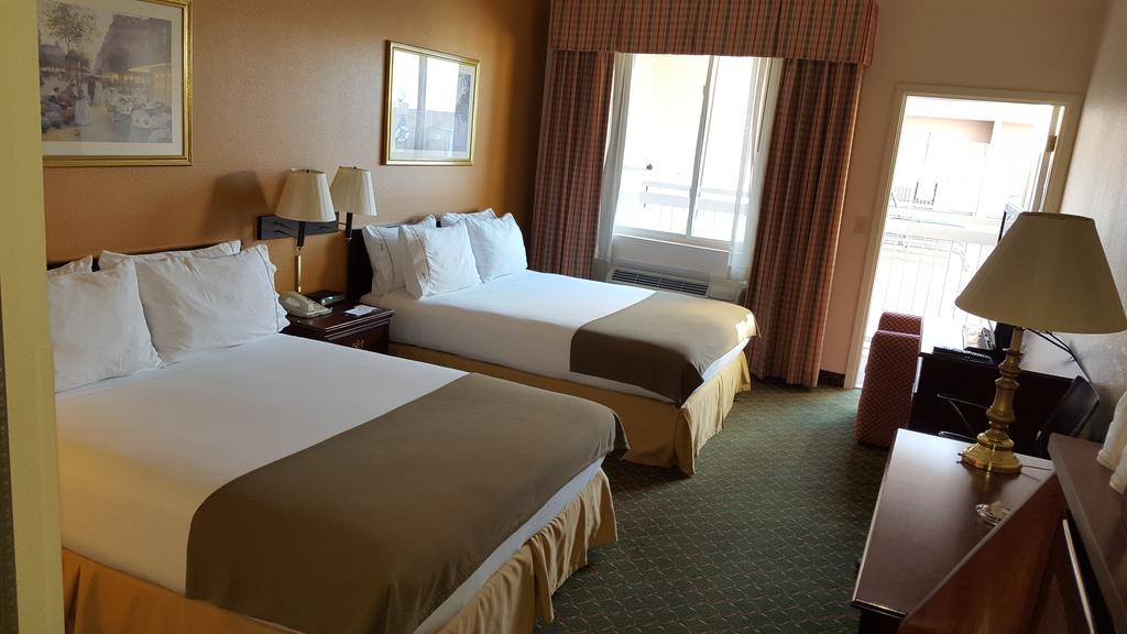 Country Inn & Suites By Radisson, Fort Worth West L-30 Nas Jrb Extérieur photo